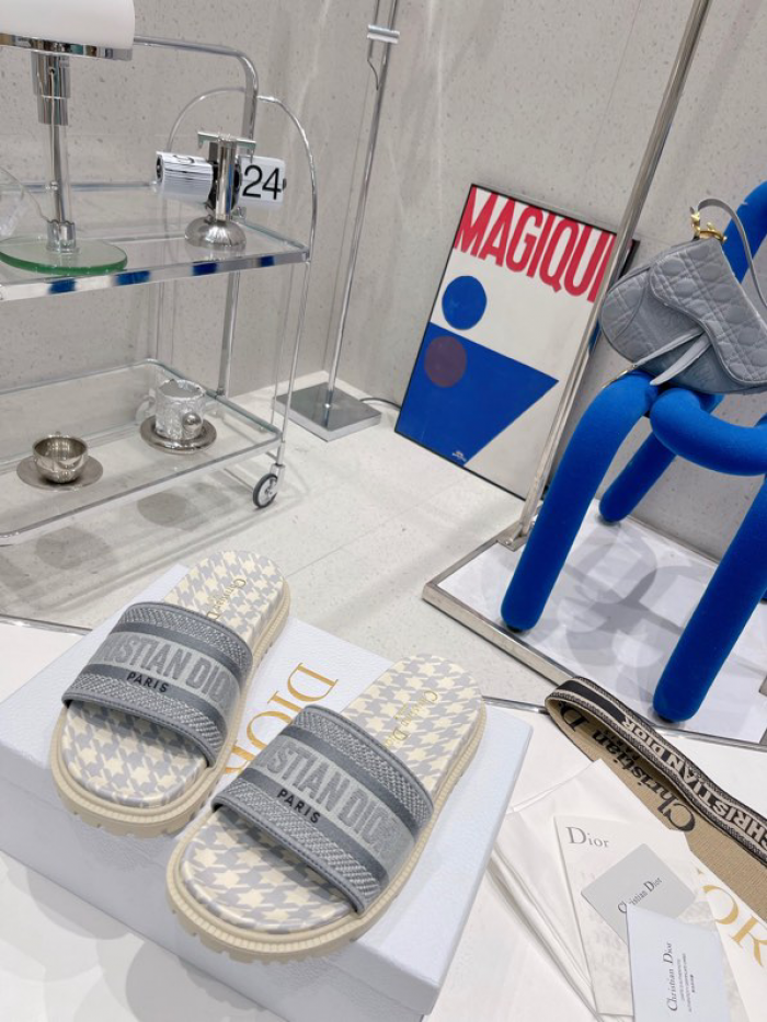DIOR SLIDES DS-020