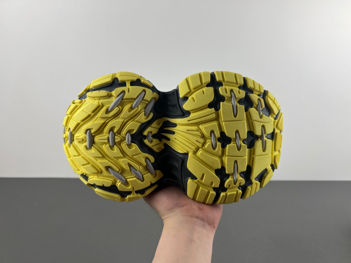 b*al*enciaga cargo bco-008