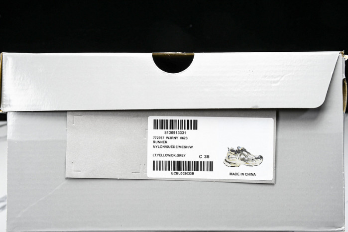 Ba*len*cia*ga track runner btt-208