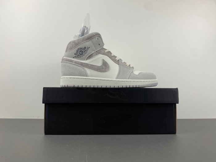 Air Jordan 1 Mid FQ7720-002