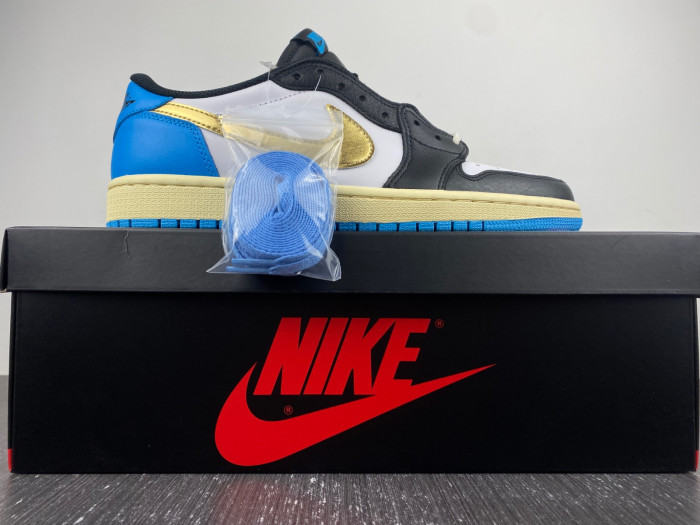 travis scott x air jordan 1 low  cz0790--104