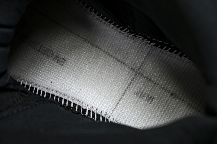 Jordan 12 Retro Flu Game CT8013-002