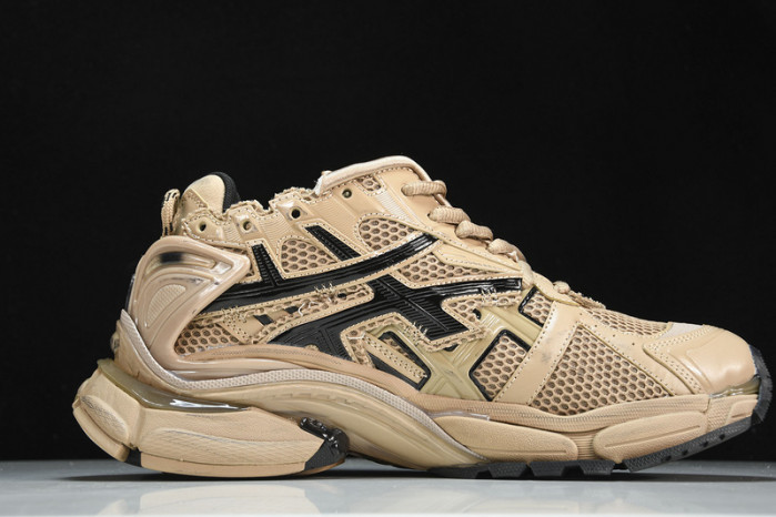 Ba*len*cia*ga track trainer  btt-070