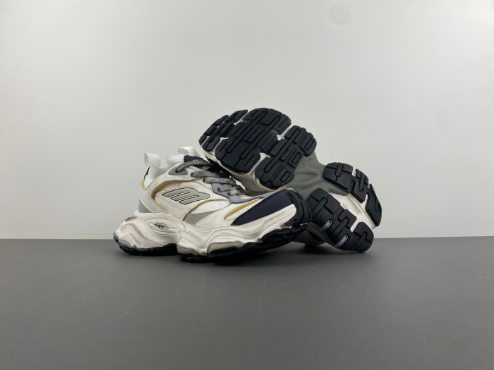 b*al*enciaga cargo bco-001