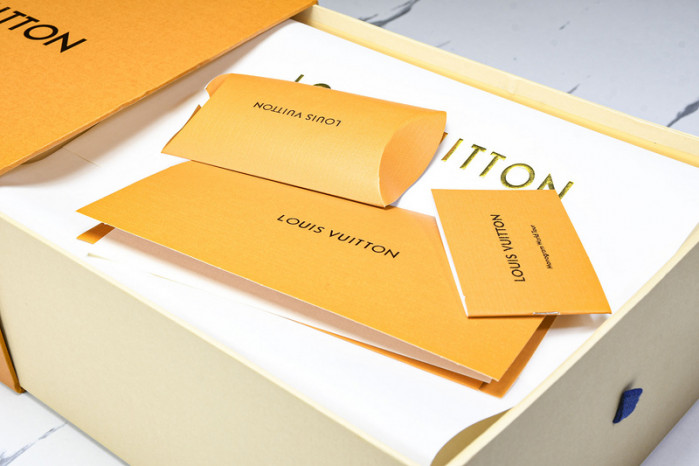 LOU VUIT RIVOLI LTRI-001