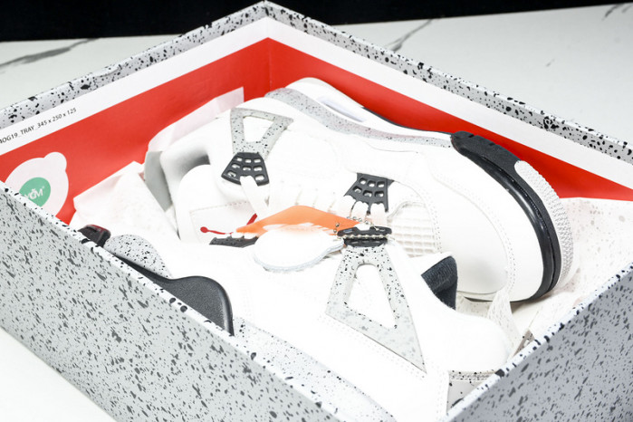 Air Jordan 4 “White Cement” 2025 FV5029-100