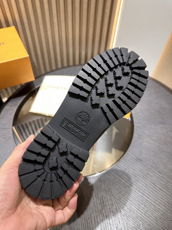 L**V**T* BOOTS LVTBS-012