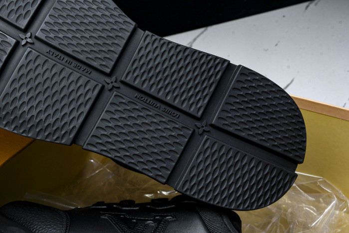 LOU VUIT CLASSIC LVTCC-001