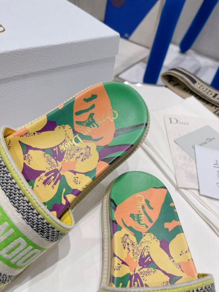 DIOR SLIDES DS-018