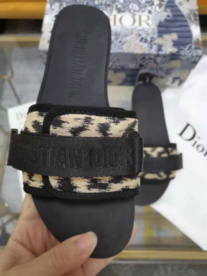 DIOR SLIDES DS-034