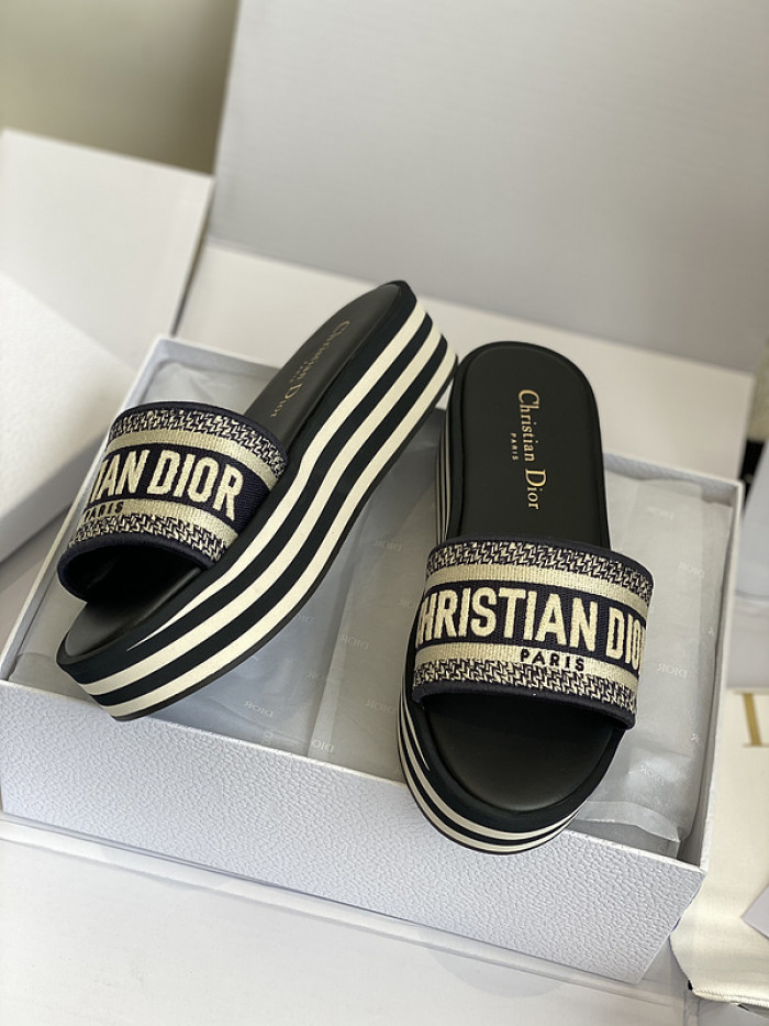 DIOR SLIDES DS-055