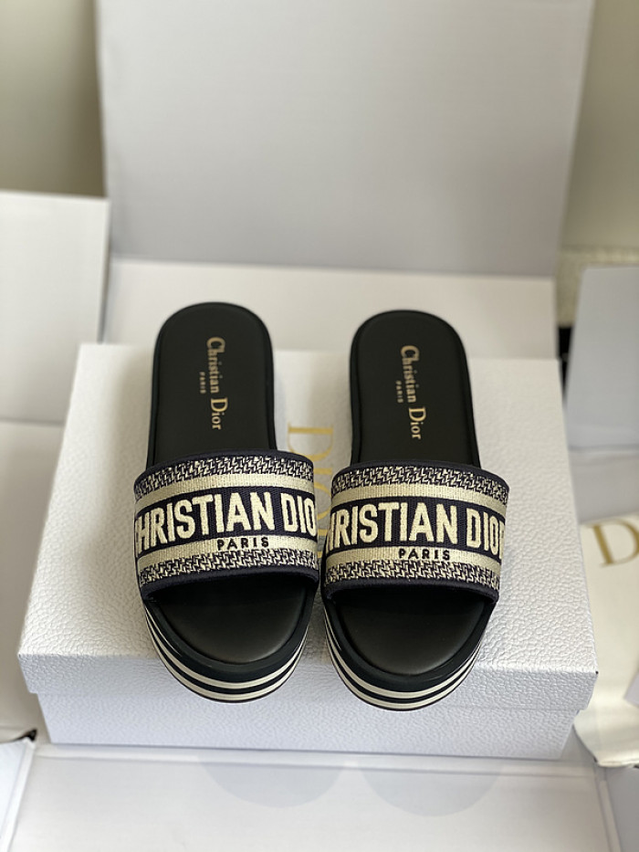 DIOR SLIDES DS-055