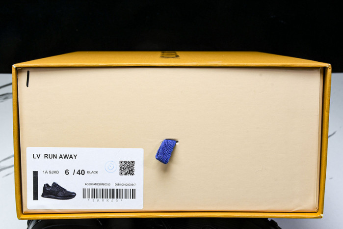 LOU VUIT RUN AWAY LVRA-001