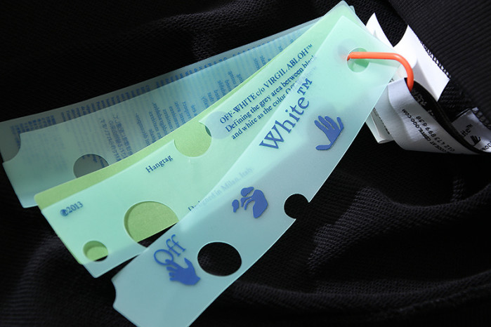 O*FF W*HITE CLOTHERS OWOS-002