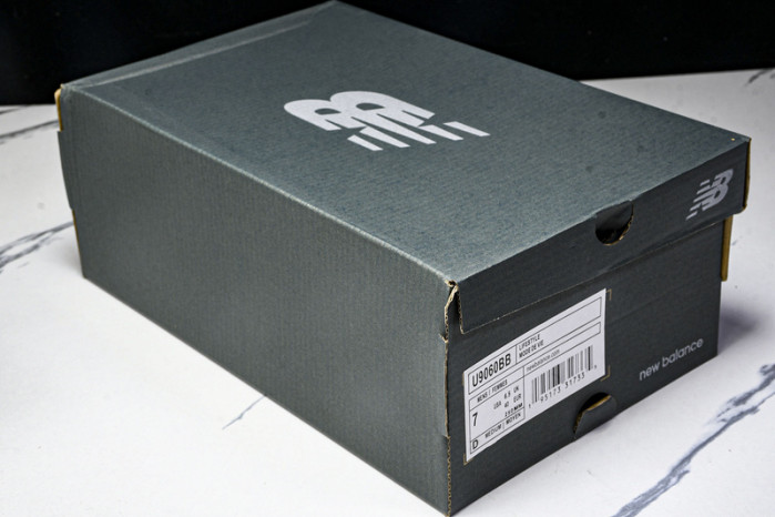 New Balance NB9060 U9060BB