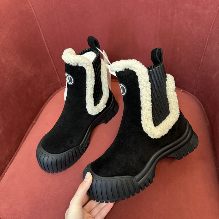 L**V**T* BOOTS LVTBS-021