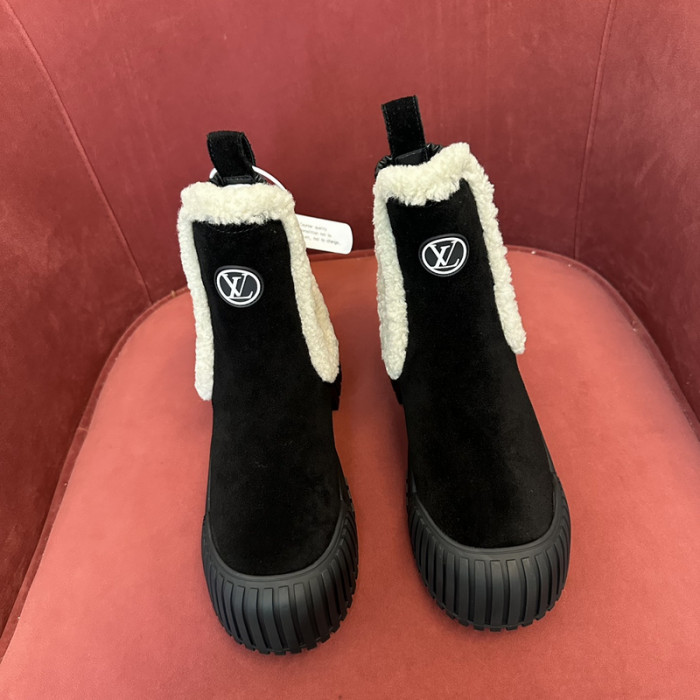 L**V**T* BOOTS LVTBS-021