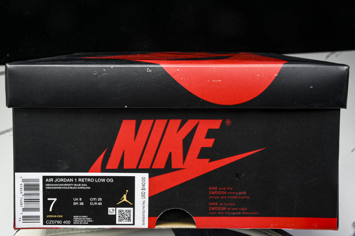 Air Jordan 1 Low CZ0790-400