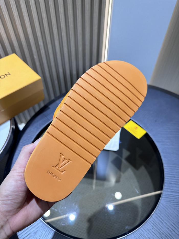 L*VT SANDALS LVLSS-052