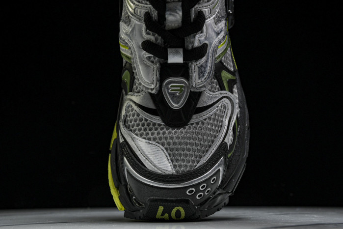 Ba*len*cia*ga track runner  btt-205