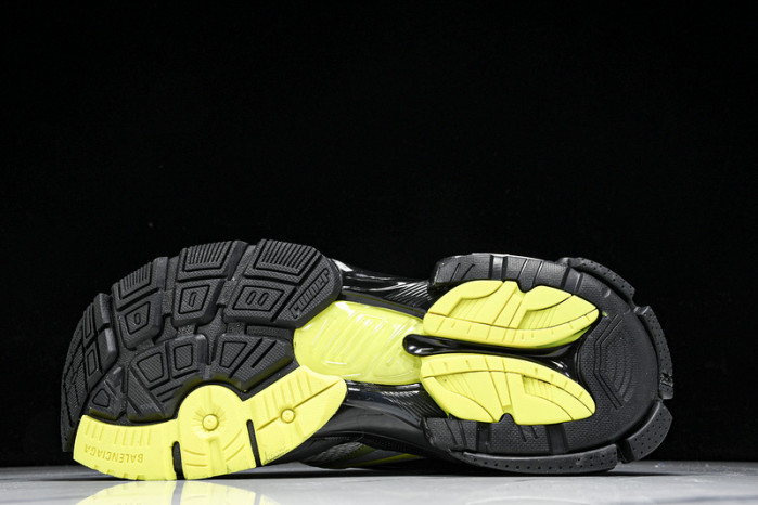 Ba*len*cia*ga track runner  btt-205