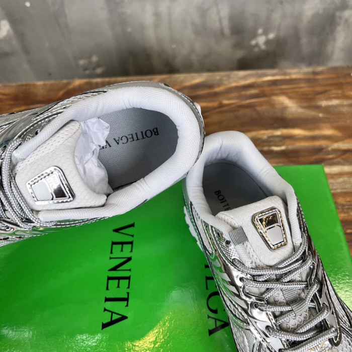 BOTTEGA VENETA SNEAKER BVS-022