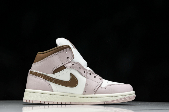 Air Jordan 1 Mid BQ6472-620