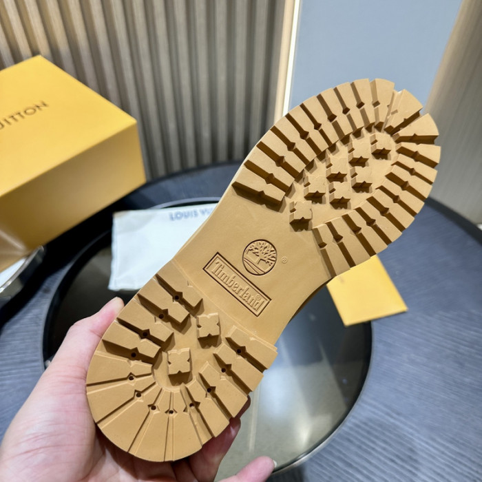 L**V**T* BOOTS LVTBS-023