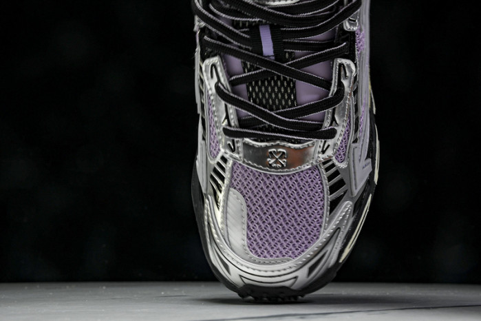 C/O​ SNEAKERS CO-019