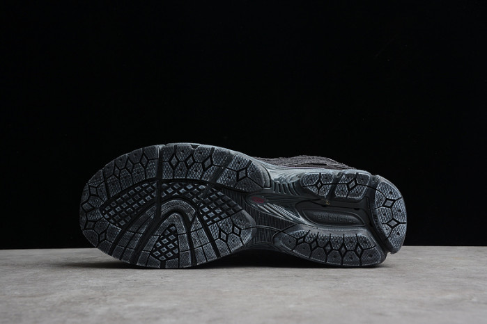 new balance "protection pack"    m2002rdb