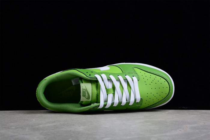 nike dunk low chlorophyll   dj6188-300