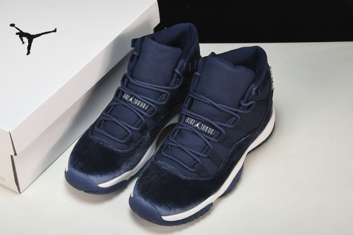 air jordan 11 velvet “midnight navy” ar0715-441