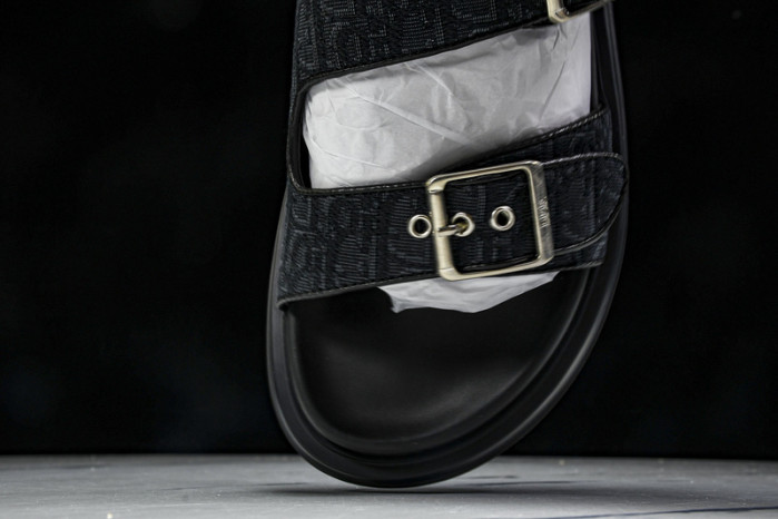 DIOR SLIDES DS-058