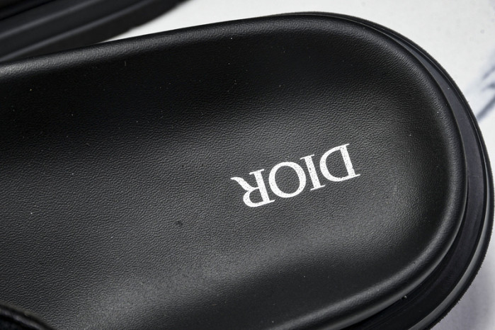DIOR SLIDES DS-058