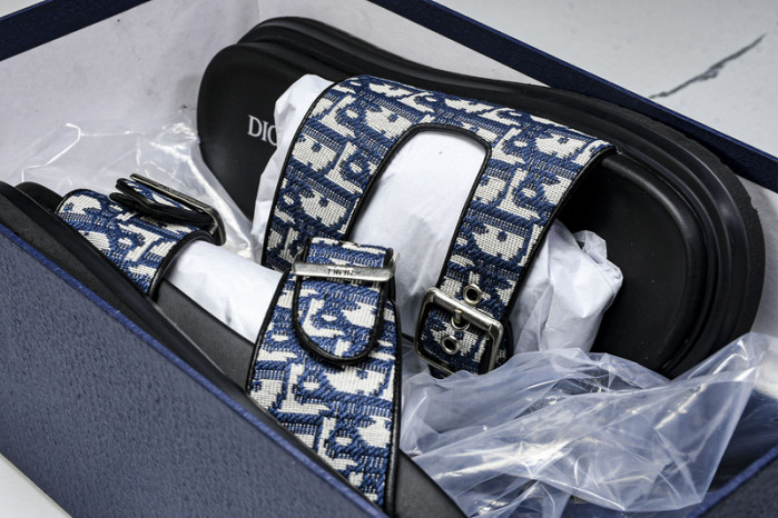 DIOR SLIDES DS-057