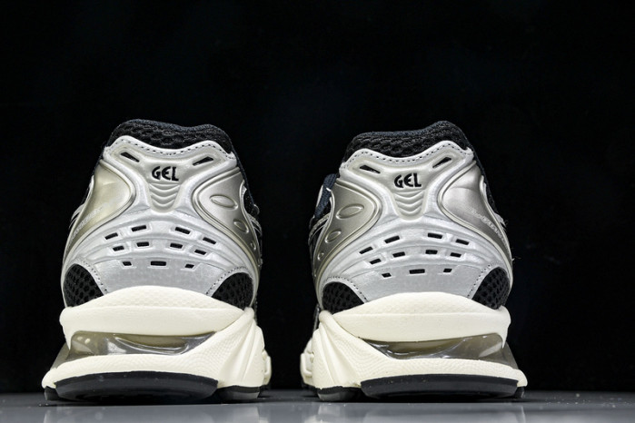 ASICS Gel-Kayano 14 1201A019--105