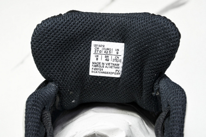 ASICS Gel-Kayano 14 1201A019--105