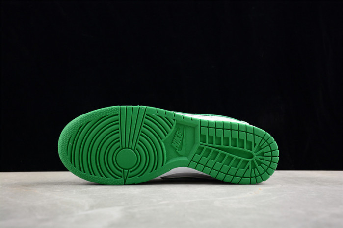 nk dunk low *lv  lv0526-597