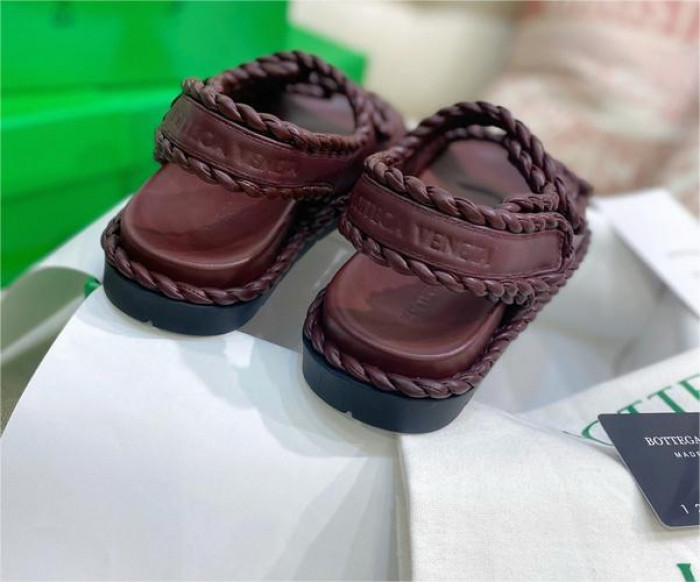 B*OTEGA V*ENETA SLIDE BVSE-004