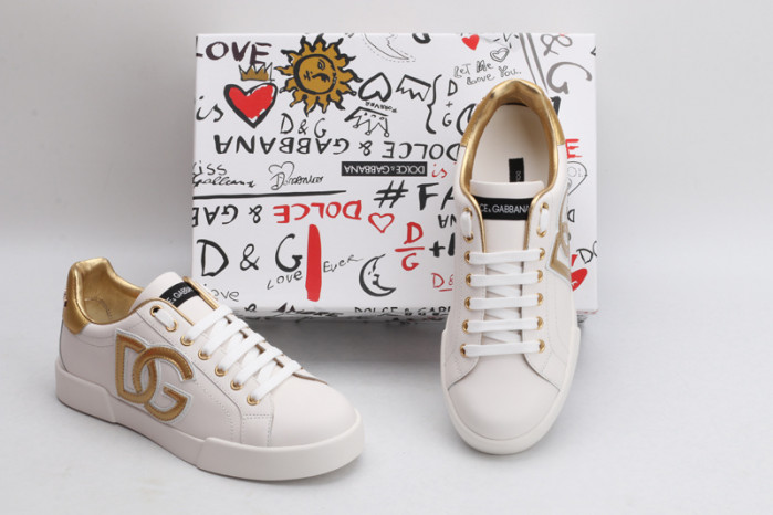 dg  sneakers  dg -051
