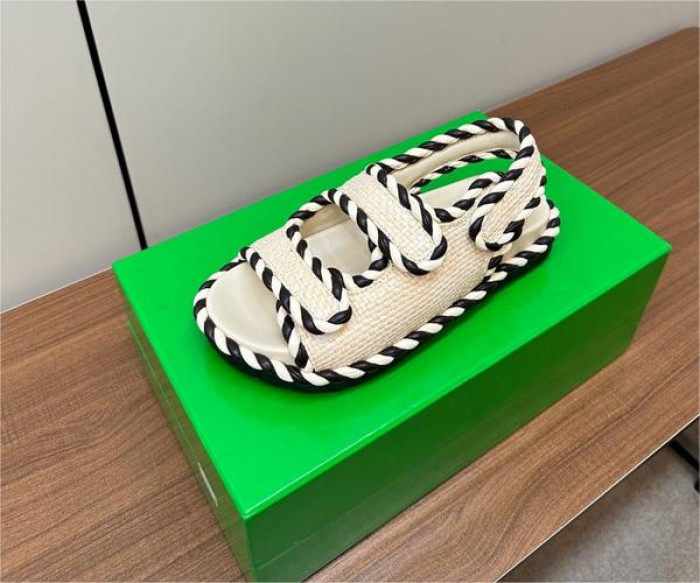 B*OTEGA V*ENETA SLIDE BVSE-006