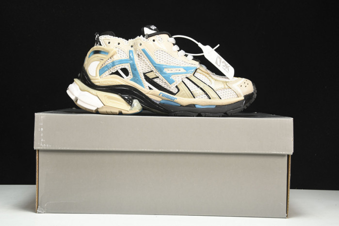 Ba*len*cia*ga track trainer  btt-074