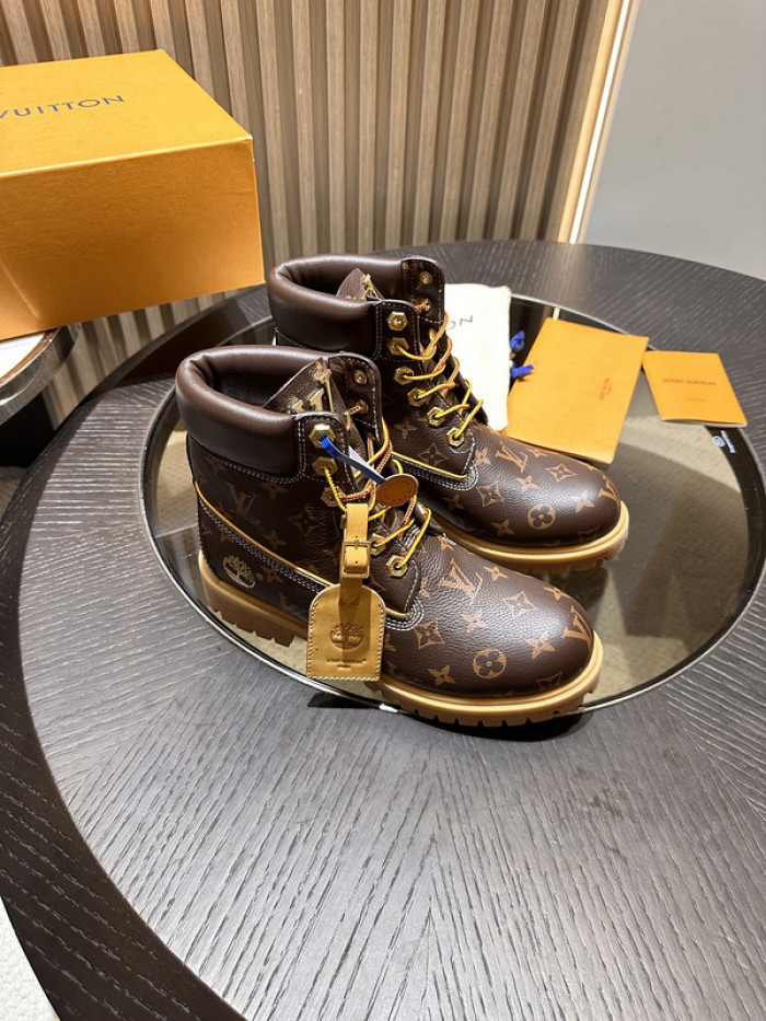 L**V**T* BOOTS LVTBS-013