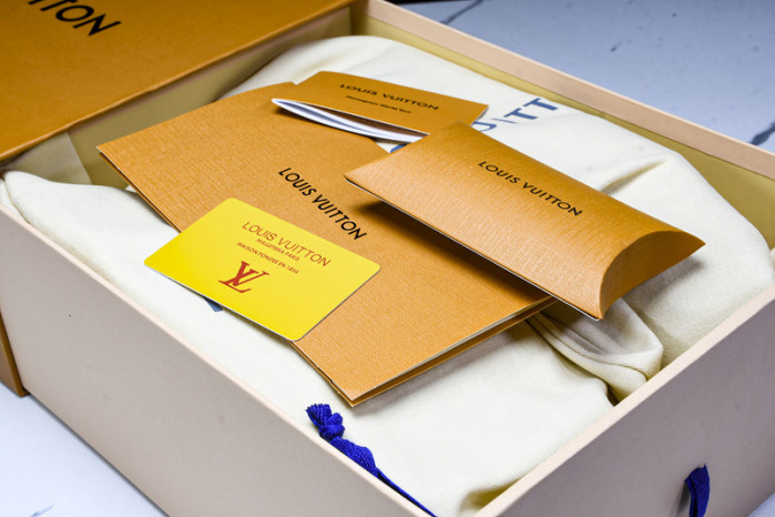 LOU VUIT CLASSIC LVTCC-005