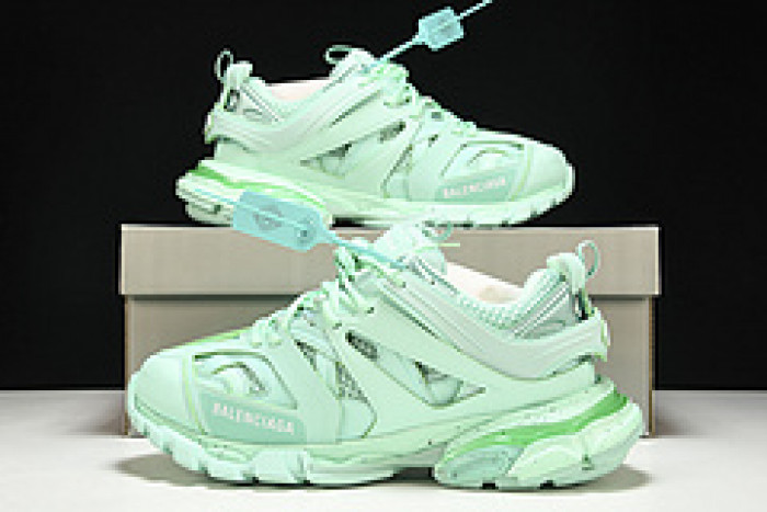 Ba*len*cia*ga track trainer    btt-047