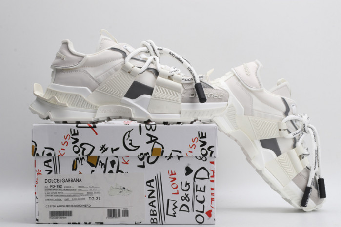 dg  sneakers  dg -016