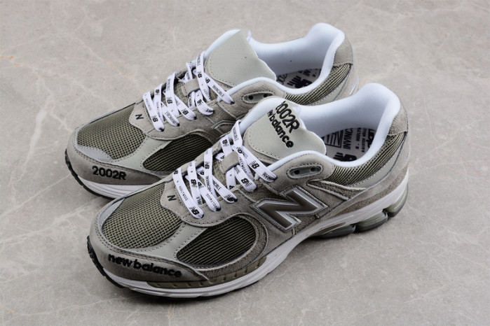new balance nb-032
