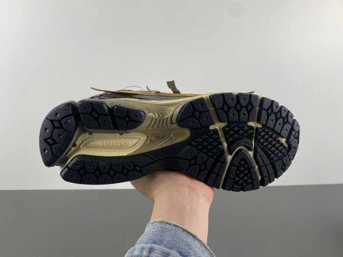 A.*SIC*S G*EL U1906AA