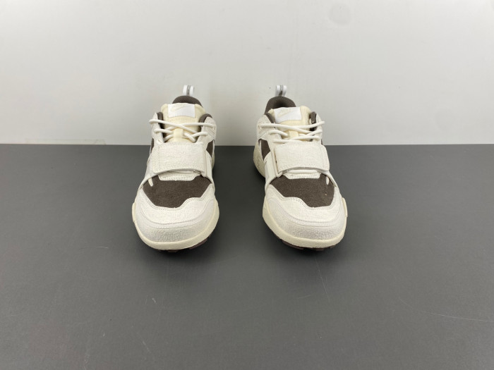 TRAVIS SCOTT X AIR JORDAN 1 LOW HQ3061-102